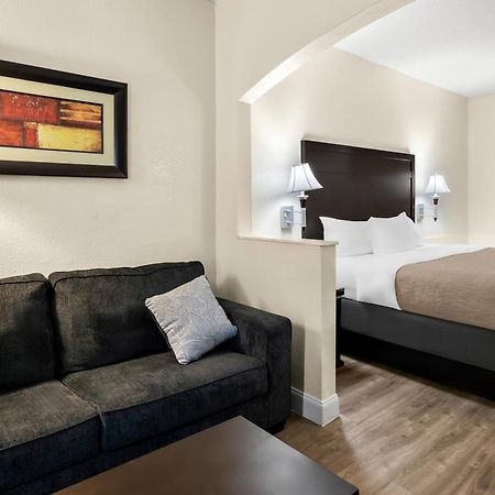 Quality Inn & Suites Lafayette Esterno foto