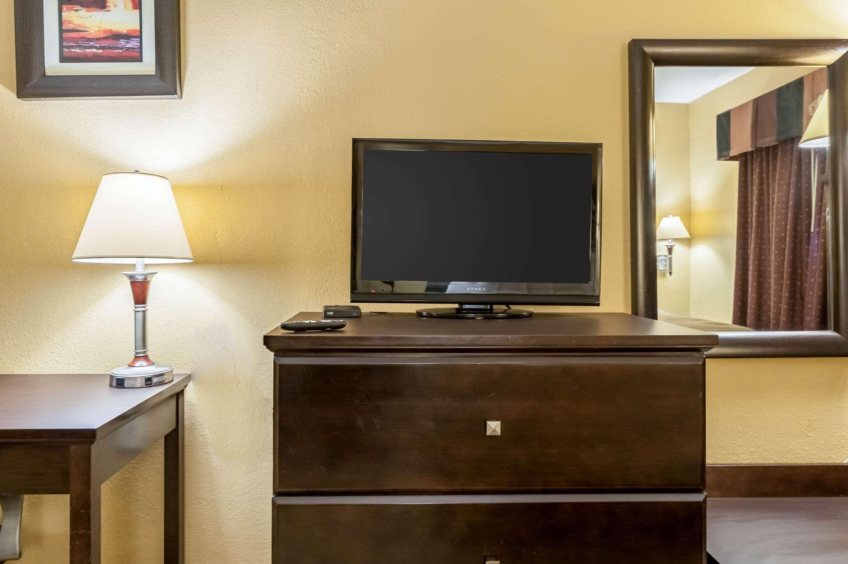 Quality Inn & Suites Lafayette Esterno foto