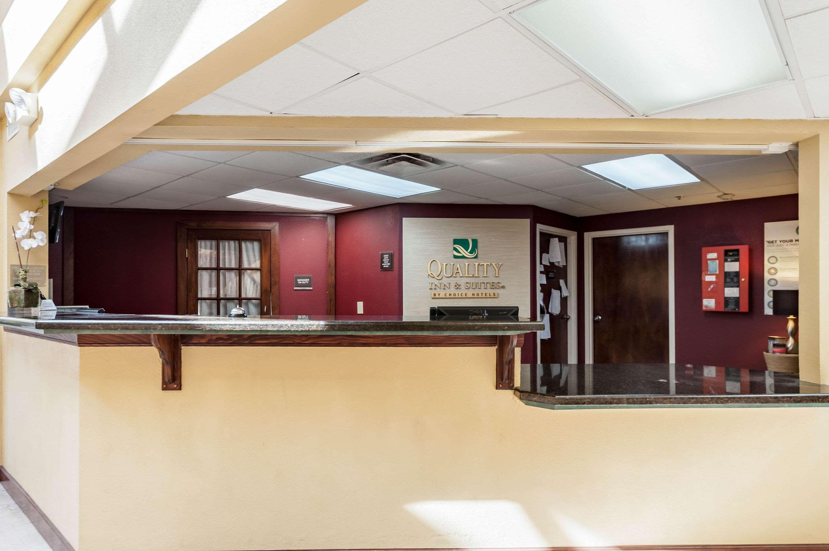 Quality Inn & Suites Lafayette Esterno foto