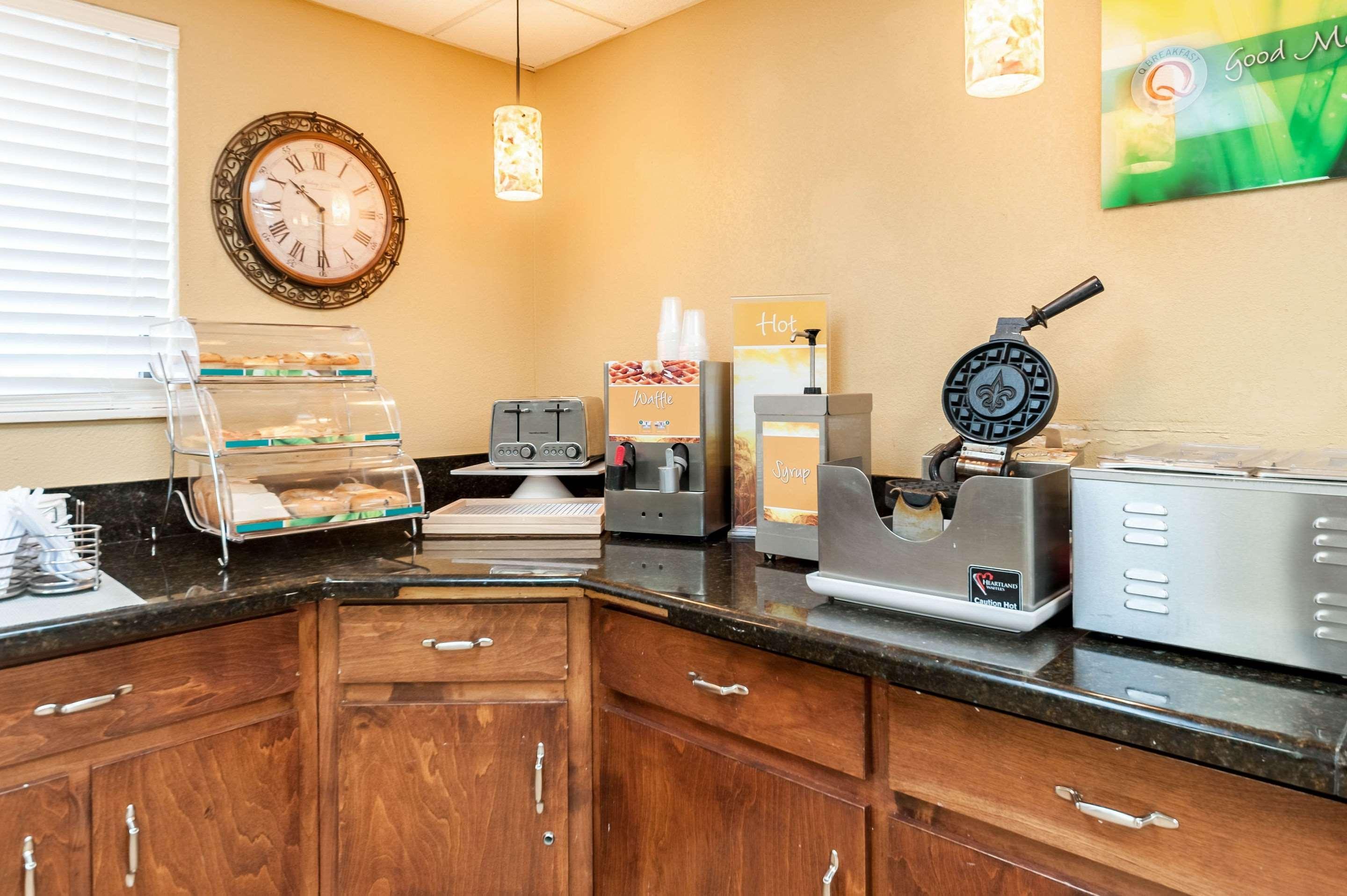 Quality Inn & Suites Lafayette Esterno foto