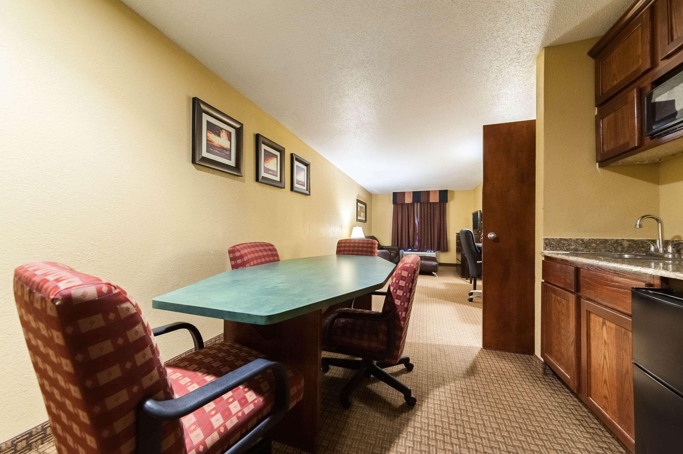 Quality Inn And Suites Lafayette Esterno foto