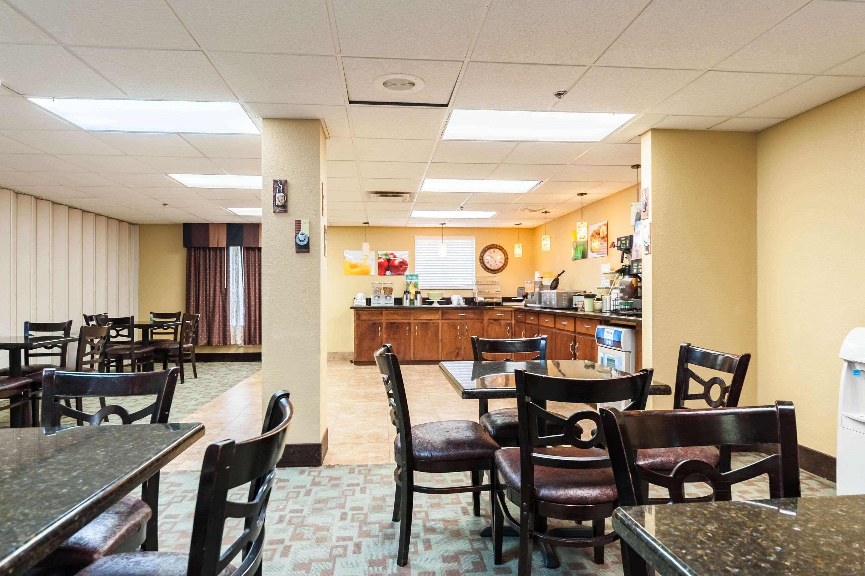 Quality Inn & Suites Lafayette Esterno foto