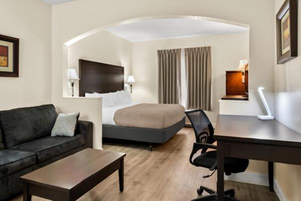 Quality Inn & Suites Lafayette Esterno foto